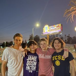 Meet your Posher, Chase